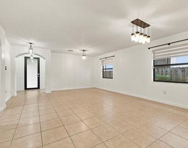 11744 Sw 151st Path - Photo Thumbnail 10