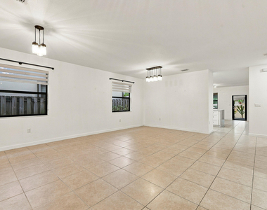 11744 Sw 151st Path - Photo Thumbnail 13