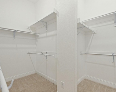 4005 Gray Wolf Drive - Photo Thumbnail 28