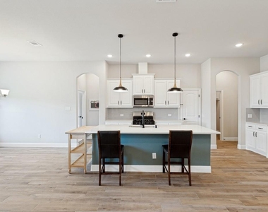 4005 Gray Wolf Drive - Photo Thumbnail 11