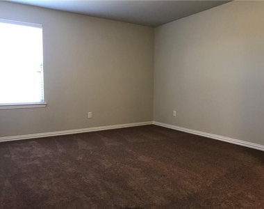 769 River Hill Lane - Photo Thumbnail 6