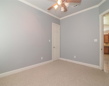 4647 Phillip Drive - Photo Thumbnail 28