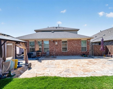 1318 Crossvine Drive - Photo Thumbnail 33