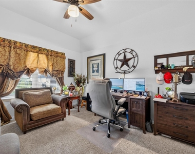 1318 Crossvine Drive - Photo Thumbnail 29