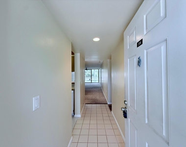 2621 Village Boulevard - Photo Thumbnail 11
