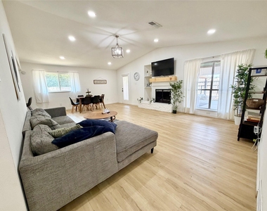 12319 High Meadow Drive - Photo Thumbnail 2