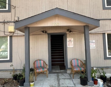 2232 Riverview Drive - Photo Thumbnail 1