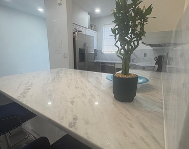 4770 Nw 57th Place - Photo Thumbnail 15