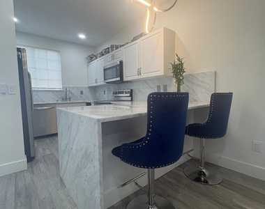 4770 Nw 57th Place - Photo Thumbnail 14