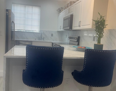 4770 Nw 57th Place - Photo Thumbnail 13