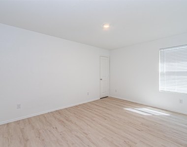 14037 Earlham Street - Photo Thumbnail 23