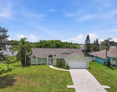 107 Keystone Drive - Photo Thumbnail 2