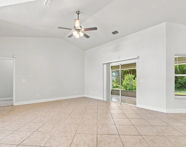 107 Keystone Drive - Photo Thumbnail 9