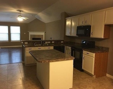 9520 Tomahawk Trail - Photo Thumbnail 8