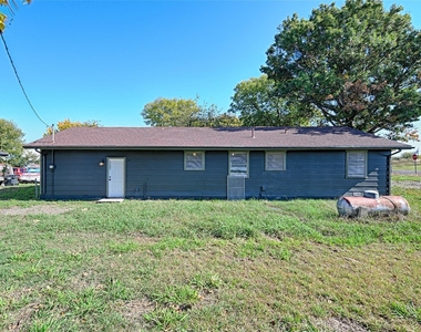 4574 County Road 895 - Photo Thumbnail 4