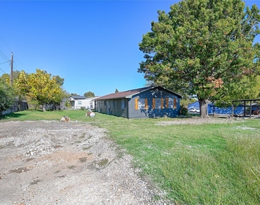 4574 County Road 895 - Photo Thumbnail 5