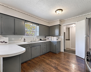 4574 County Road 895 - Photo Thumbnail 17