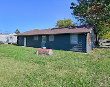 4574 County Road 895 - Photo Thumbnail 6
