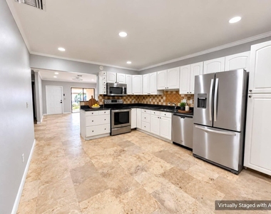 5933 Forest Hill Boulevard - Photo Thumbnail 7