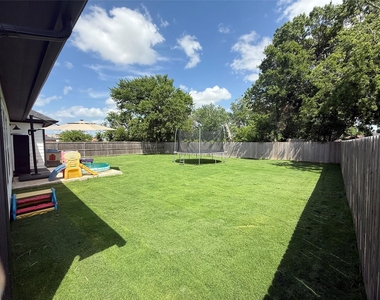 424 N Mcgraw Street - Photo Thumbnail 20