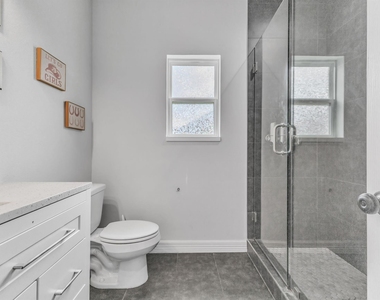 424 N Mcgraw Street - Photo Thumbnail 19