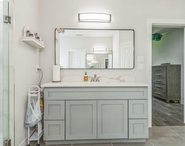 424 N Mcgraw Street - Photo Thumbnail 13