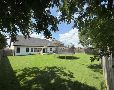 424 N Mcgraw Street - Photo Thumbnail 21