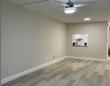 1751 Nw 75th Avenue - Photo Thumbnail 10