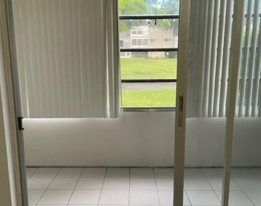 1751 Nw 75th Avenue - Photo Thumbnail 12