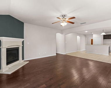 2640 Costa Mesa Drive - Photo Thumbnail 13