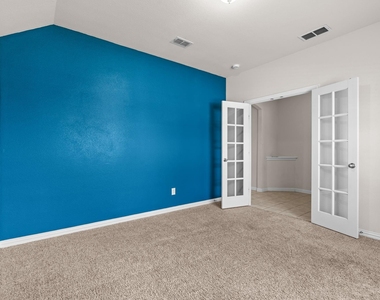 2640 Costa Mesa Drive - Photo Thumbnail 15