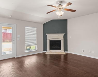 2640 Costa Mesa Drive - Photo Thumbnail 12