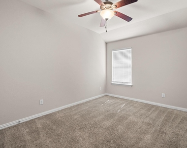 2640 Costa Mesa Drive - Photo Thumbnail 21