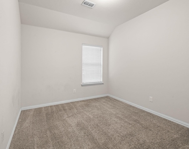 2640 Costa Mesa Drive - Photo Thumbnail 23
