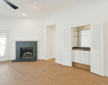 1321 River Birch Lane - Photo Thumbnail 4