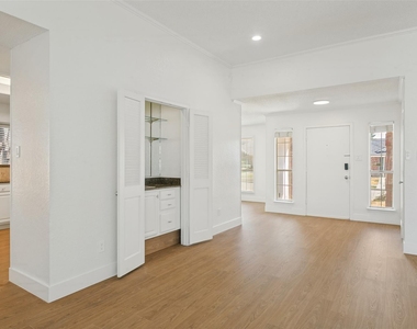 1321 River Birch Lane - Photo Thumbnail 5