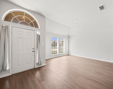 6507 Watch Hill Court - Photo Thumbnail 14