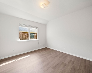 6507 Watch Hill Court - Photo Thumbnail 24