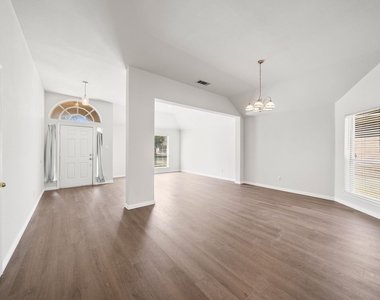 6507 Watch Hill Court - Photo Thumbnail 10
