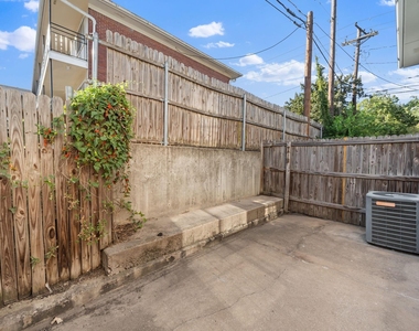 929 W Hickory Street - Photo Thumbnail 20