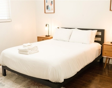418 W Graves - Photo Thumbnail 22