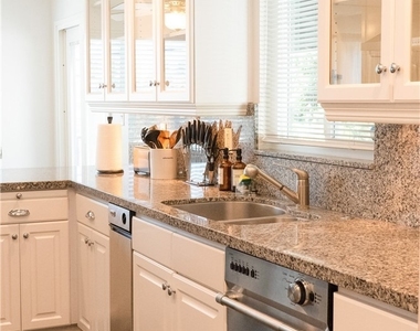 418 W Graves - Photo Thumbnail 13