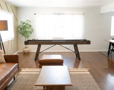 418 W Graves - Photo Thumbnail 3