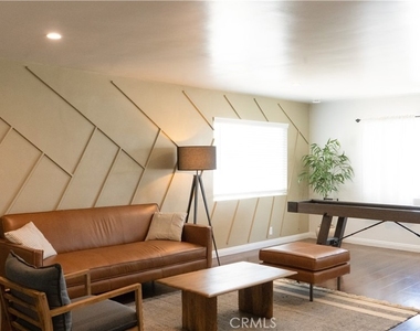 418 W Graves - Photo Thumbnail 1
