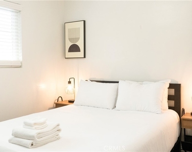 418 W Graves - Photo Thumbnail 28