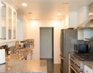 418 W Graves - Photo Thumbnail 12