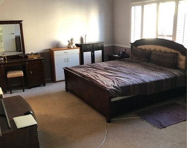 762 W Naomi Avenue - Photo Thumbnail 15