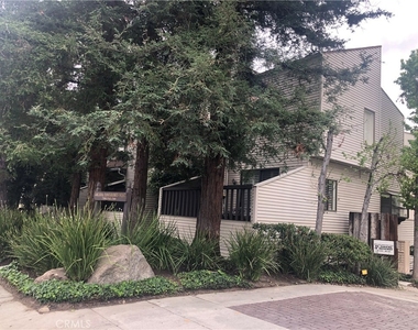 762 W Naomi Avenue - Photo Thumbnail 1