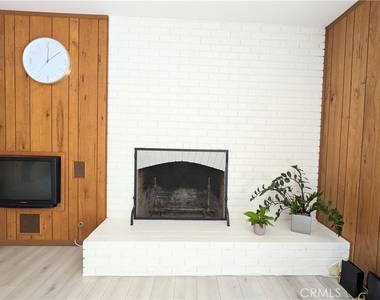 1670 N Sandalwood Drive N - Photo Thumbnail 17