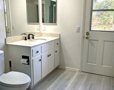 1670 N Sandalwood Drive N - Photo Thumbnail 20